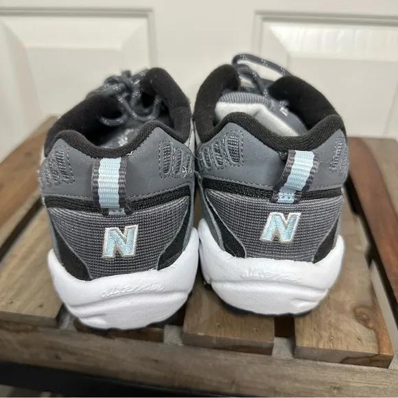 New Balance 470 &quot;CW470BS&quot; Gray All Terrain Trail Running Shoes Sz 7.5W Hiking