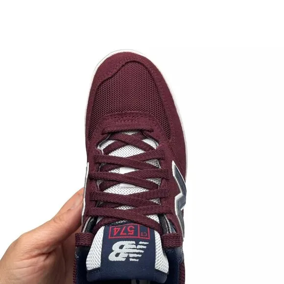 New Balance 574 Youth Boys Suede Sneaker Size 4.5 Burgundy/Navy Lace up Shoes