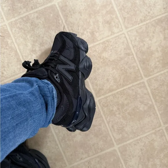 New Balance Black and White Athletic Shoes