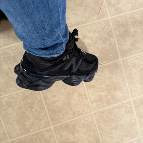 New Balance Black and White Athletic Shoes