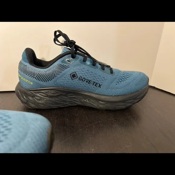 New Balance Fresh Foam X 880v14 GORE-TEX Running Shoes Sneakers Blue Womans 8