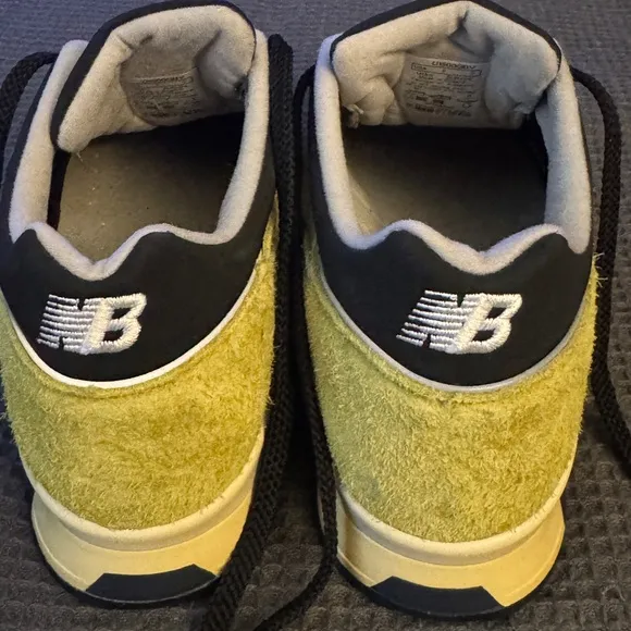 New Balance Men's 1500 MADE in UK Limited Edition Shoes in Green Size 9