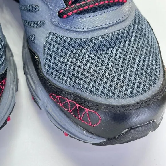 New Balance Men’s Lonoke All Terrain Shoes SIze 10 in Gray Black Red MTLONLT1