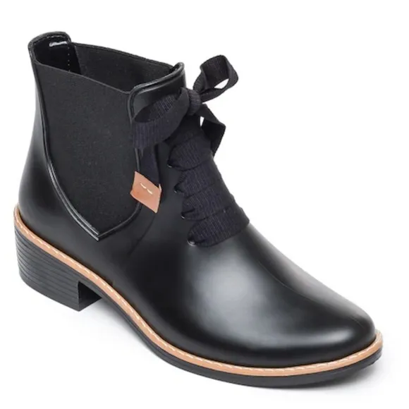 New Bernardo Lacey Rain Boots Womens Black Color Casual size 8-9 Ankle Booties