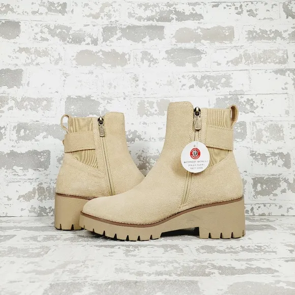 NEW Blondo Dahlia Tan Nubuck Waterproof Motorcycle Booties D859