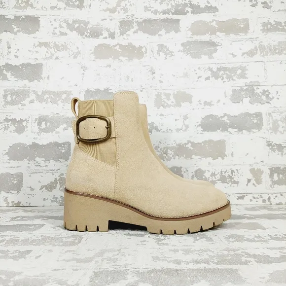 NEW Blondo Dahlia Tan Nubuck Waterproof Motorcycle Booties D859