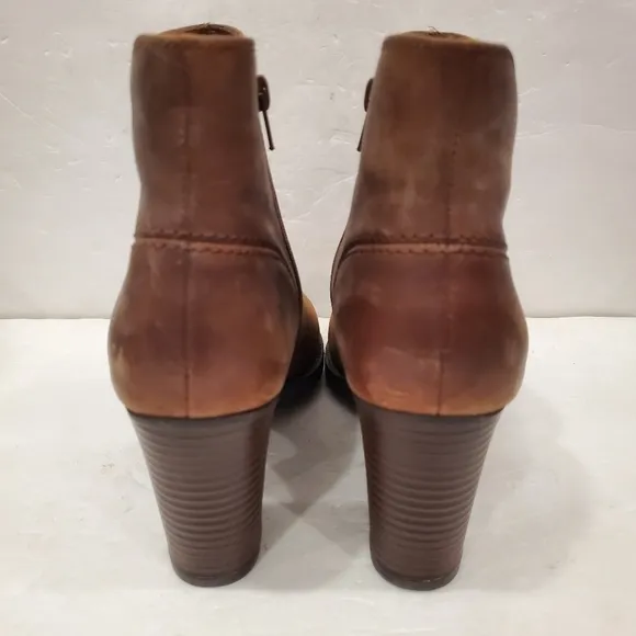 NEW CLARKS Collection Verona Trish Brown Nubuck Ankle Boots