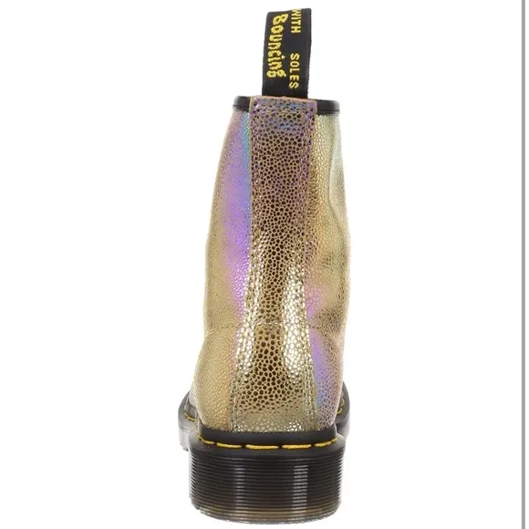 NEW Dr. Martens Women's 1460 Sand Rainbow Ray Boots size 5