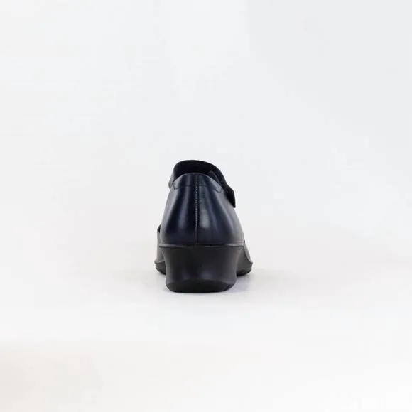 NEW ECCO women's felicia mary jane shoes in marine