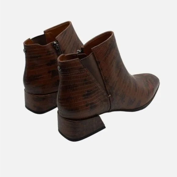 New FRANCO SARTO Nico Faux Leather Snake skin ankle bootie brown &amp; black boots 6