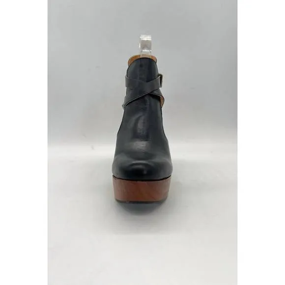 NEW FREE PEOPLE women's cedar leather clog shoes in black