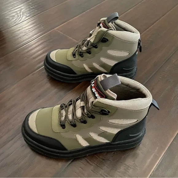 New Frogg Toggs Skilak Pro mens wading boots size 10