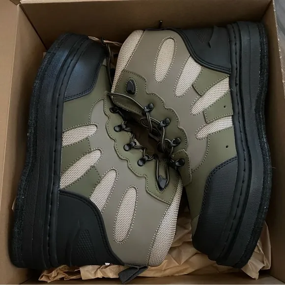 New Frogg Toggs Skilak Pro mens wading boots size 10