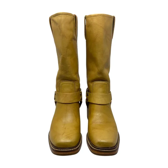 New Frye Kate Harness Pull On Motorcycle Boots Banana Women's Sz 9 Boxed