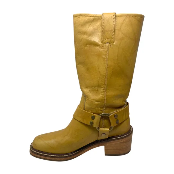 New Frye Kate Harness Pull On Motorcycle Boots Banana Women's Sz 9 Boxed