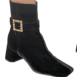 NEW GIANVITO ROSSI Black Velvet Ankle Boots