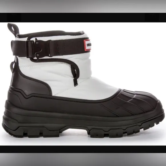 🔥NEW🔥 HUNTER Women’s 8 Intrepid Short Buckle Snow Winter Waterproof Boots NWT