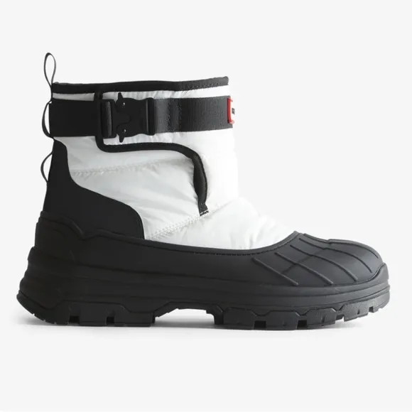 🔥NEW🔥 HUNTER Women’s 8 Intrepid Short Buckle Snow Winter Waterproof Boots NWT