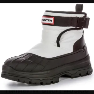 🔥NEW🔥 HUNTER Women’s 8 Intrepid Short Buckle Snow Winter Waterproof Boots NWT
