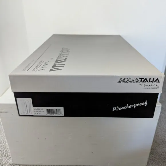 New in Box Aquatalia by Marvin K Crocodile Animal Print Black Rain Boots, 6.5