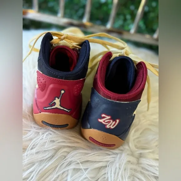 NEW Jordan Zion 2 Pelicans (GS) Kids 7Y basketball shoes