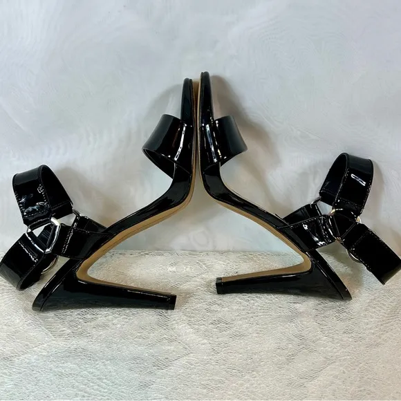 NEW Karl Lagerfeld Paris Women's Cieone Patent Leather Sandals Black Sz 7