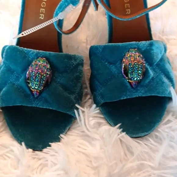 NEW Kurt Geiger Kensington London Rainbow Eagle Teal Quilted Stylish High Heels