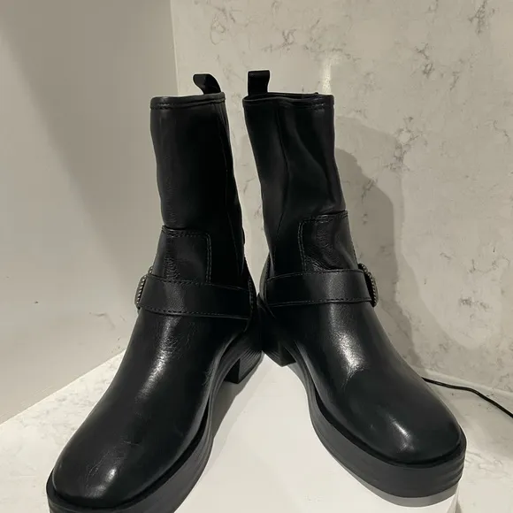 New! Larroude Hardy Moto‎ Leather Boots Sz 8 $450