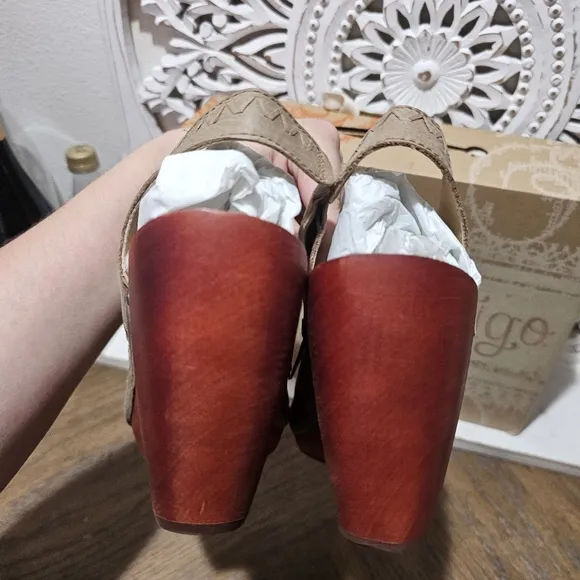NEW Latigo By Anthropologie Cactus Clogs Stylish Women's Slingback Heels Sz.10