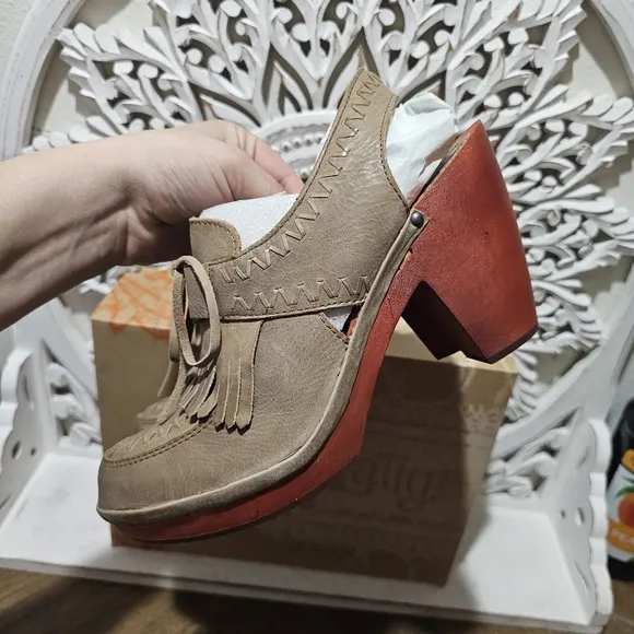 NEW Latigo By Anthropologie Cactus Clogs Stylish Women's Slingback Heels Sz.10