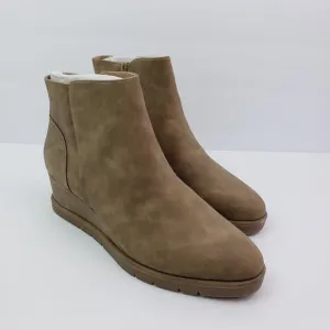 NEW Life Stride Swift Womens Size 11 Mushroom Brown Distressed Wedge Ankle Boots