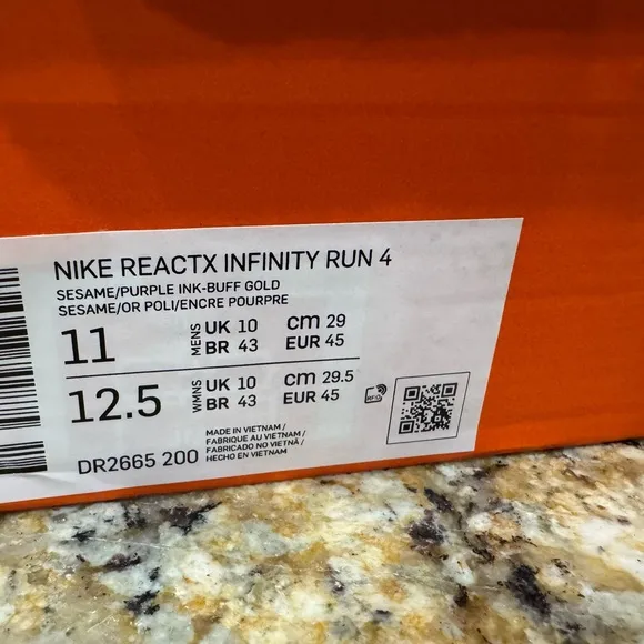 New NIB NIKE ReactX Infinity Run 4 DR2665 200 Sz 11