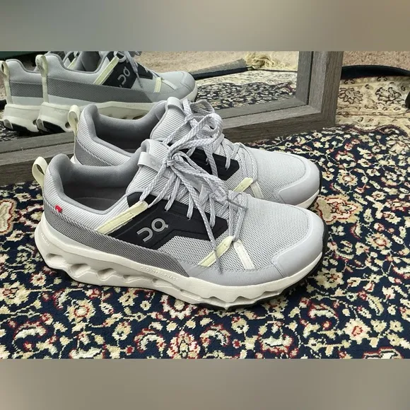 New On Cloudhorizon Women’s Hiking Shoes size 8