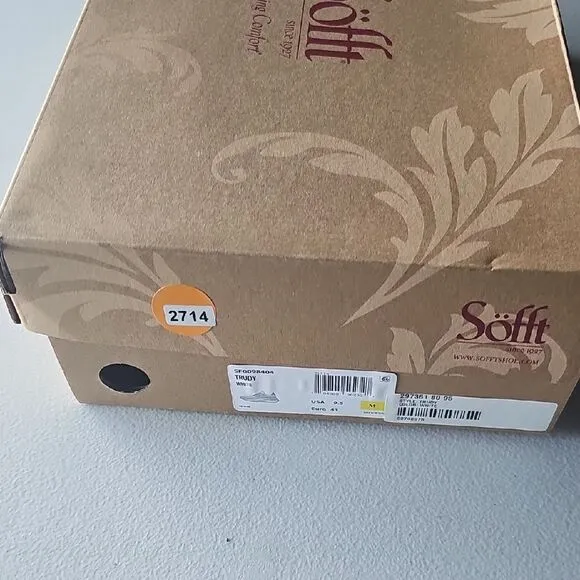 New Sofft Women's Athletic Shoes, Size 9.5