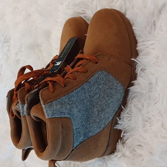 New Sorel Evie Leather Waterproof Comfort Booties Size 7