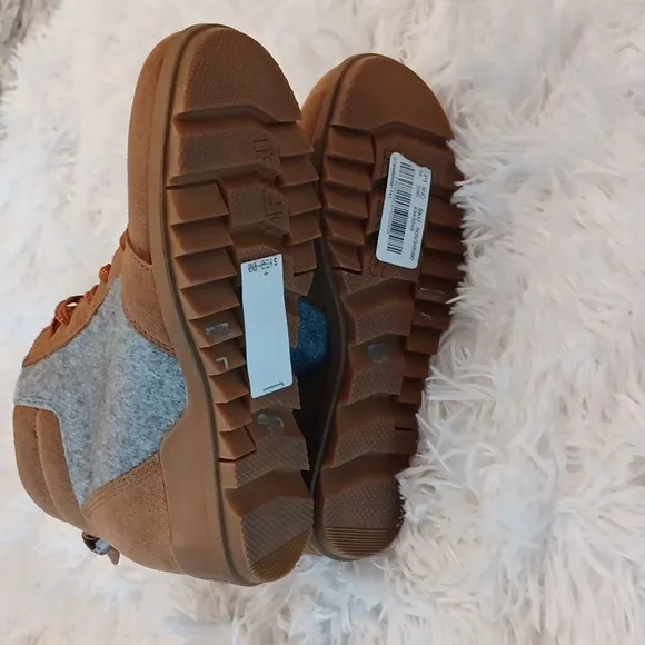 New Sorel Evie Leather Waterproof Comfort Booties Size 7