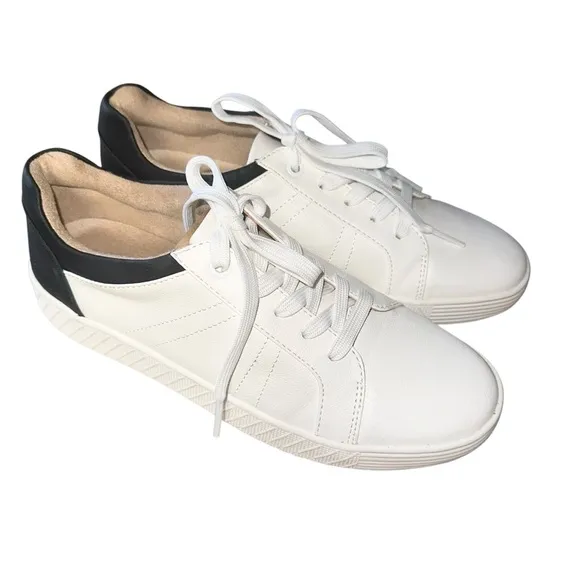 New SOUL NATURALIZER WHITE SOUL NEELA SNEAKER Sz 7.5