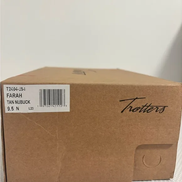 New Trotters Farah Boat Shoe Women’s Size: 9.5