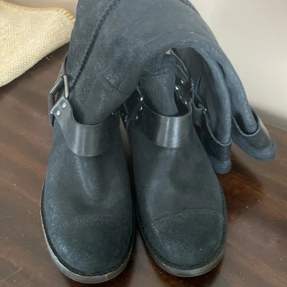 NEW Ugg- Dree Leather Knee High Boots