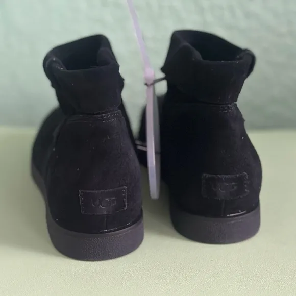 NEW UGG Josefene Cuff Suede Ankle Boots in Black sz 8