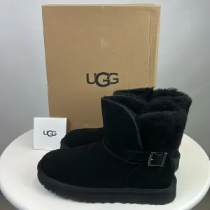 NEW UGG Women’s Black Karel Boots Size 7 w/ Box