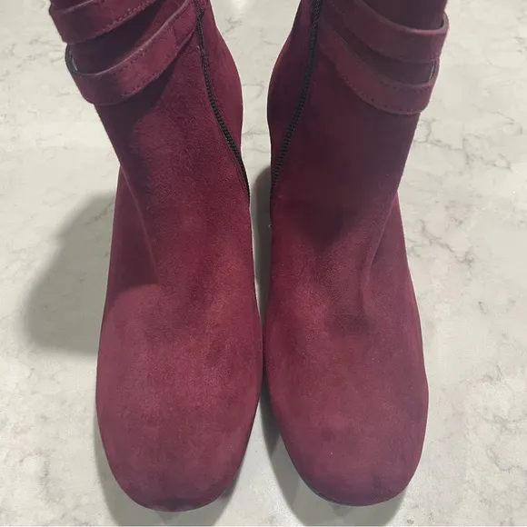 New w Defect Paul Green Sydney Block Heeled‎ Bootie in Bordo Suede Sz US 6 $499
