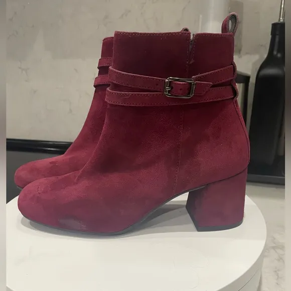 New w Defect Paul Green Sydney Block Heeled‎ Bootie in Bordo Suede Sz US 6 $499