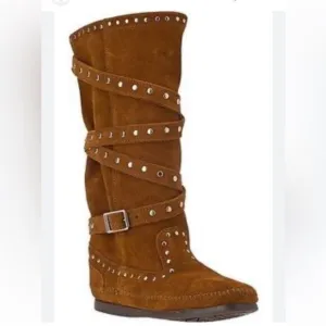 NEW Minnetonka Cognac Slouchy Suede Harness Studded Moccasin Boots Size 9