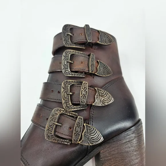 NIB Circle G by Corral Brown Western Ankle Multi Buckle Side Zip Boots 7.5 M