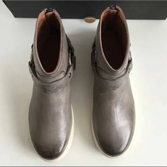 NIB Frye Lena Harness Boots (6.5)