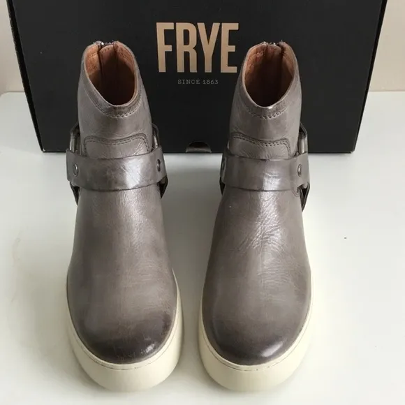 NIB Frye Lena Harness Boots (6.5)