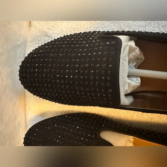 NIB- MIA- Bedazzle‎ flats- 8.5