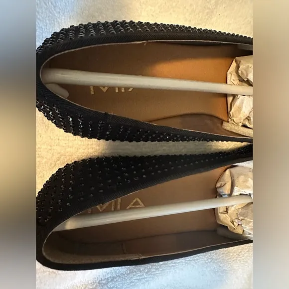 NIB- MIA- Bedazzle‎ flats- 8.5