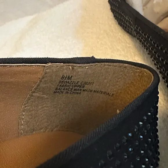 NIB- MIA- Bedazzle‎ flats- 8.5